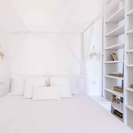 Lux Aurea Bed & Breakfast *