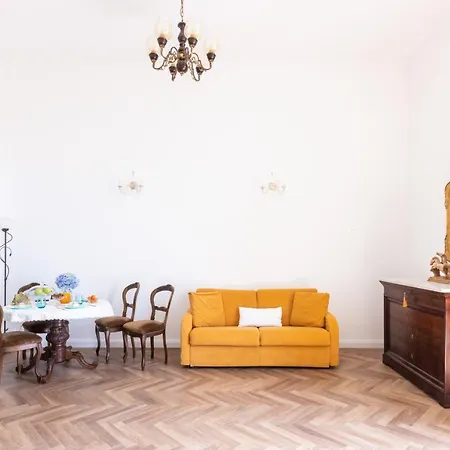 Lux Aurea Bed and Breakfast